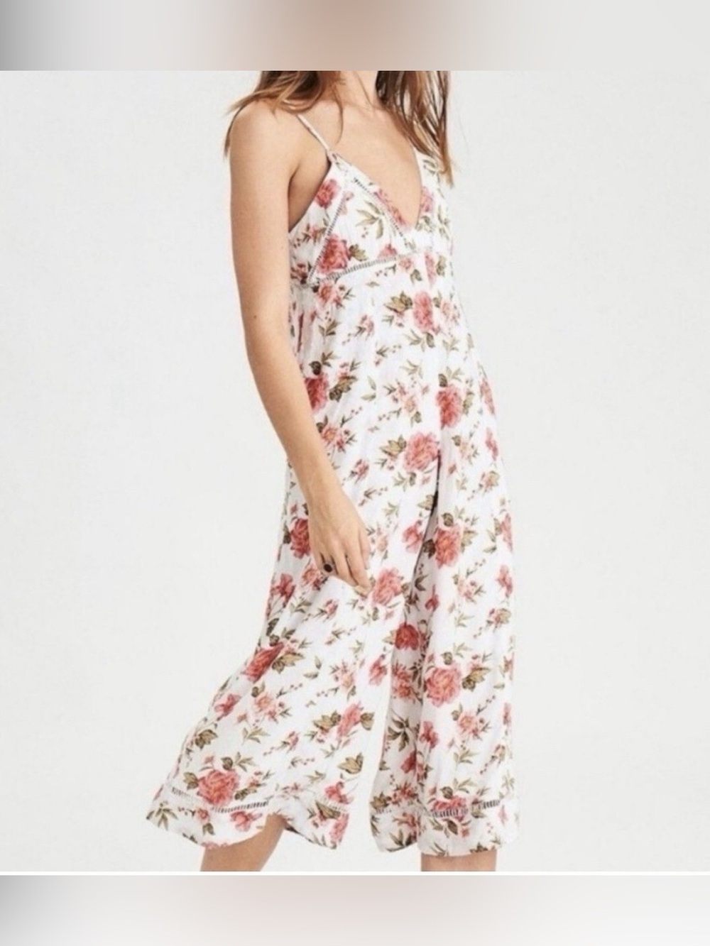 American Eagle Outfitters White Floral Spaghetti-Strap Jumpsuit size 0